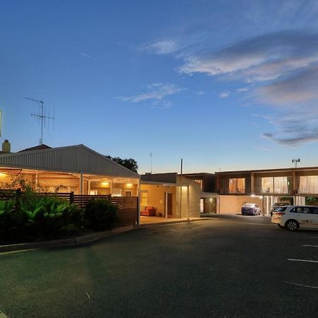 Court Street Motel パークス エクステリア 写真