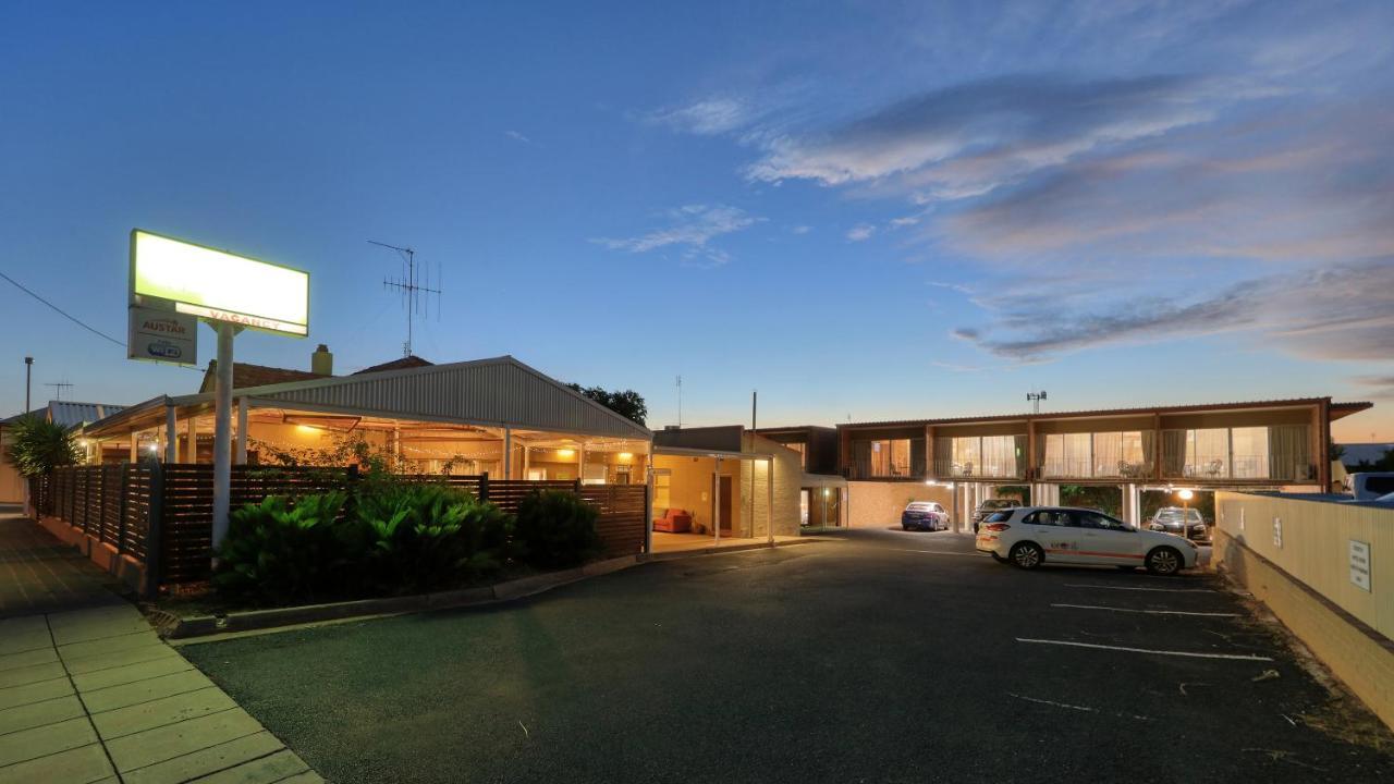 Court Street Motel パークス エクステリア 写真